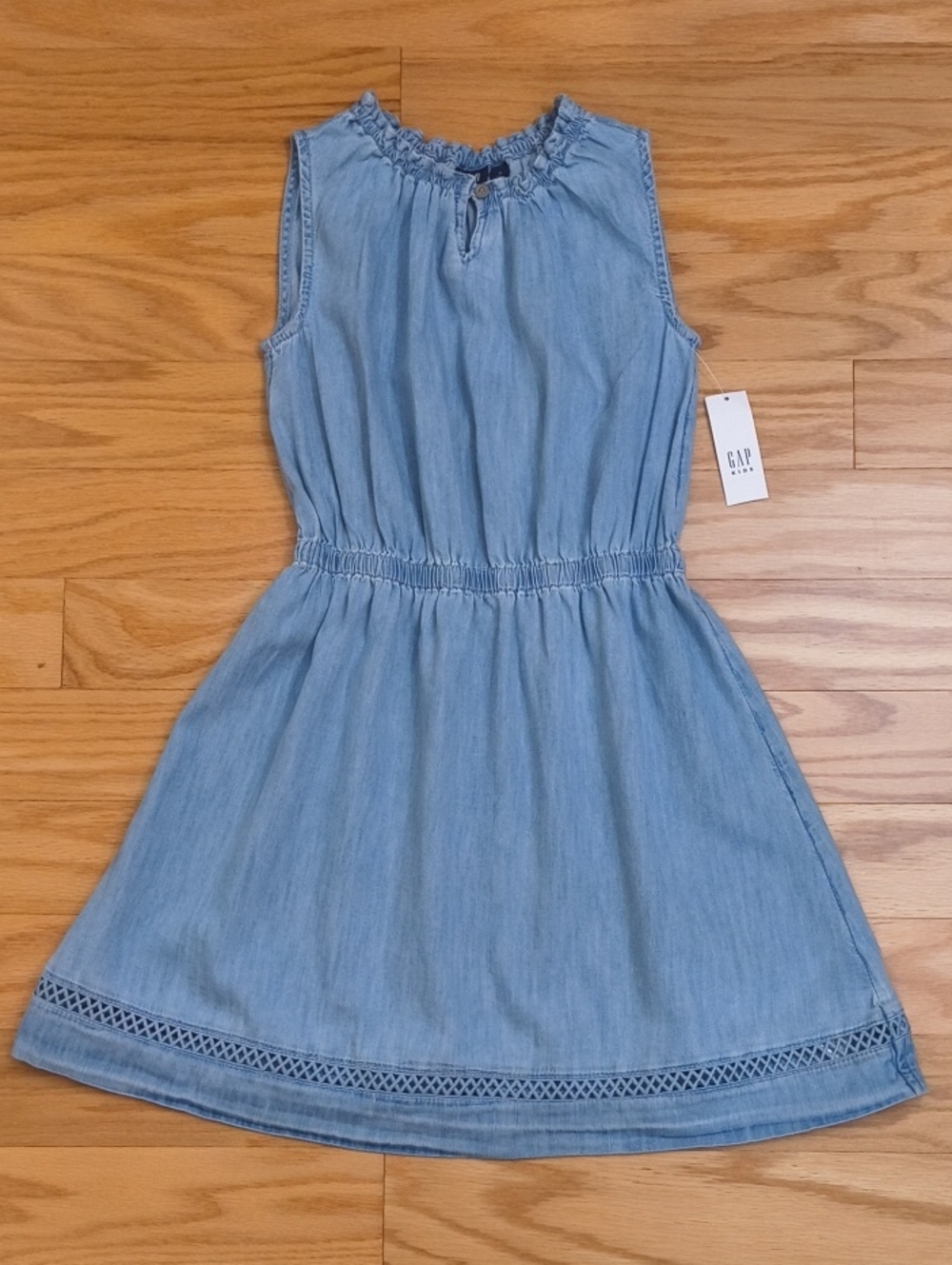 GAP Light Blue Chambray Sleeveless Girls Dress Size M 8/9 NWT
